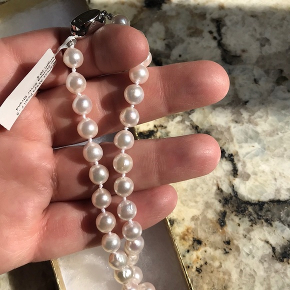 Japanese Akoya Pearl Necklace 20.5 length - Picture 2 of 8